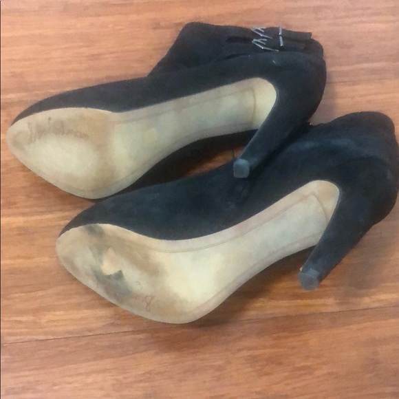 Sam Edelman Kit Black Suede buckle ankle boot. 6.5 - Picture 2 of 2